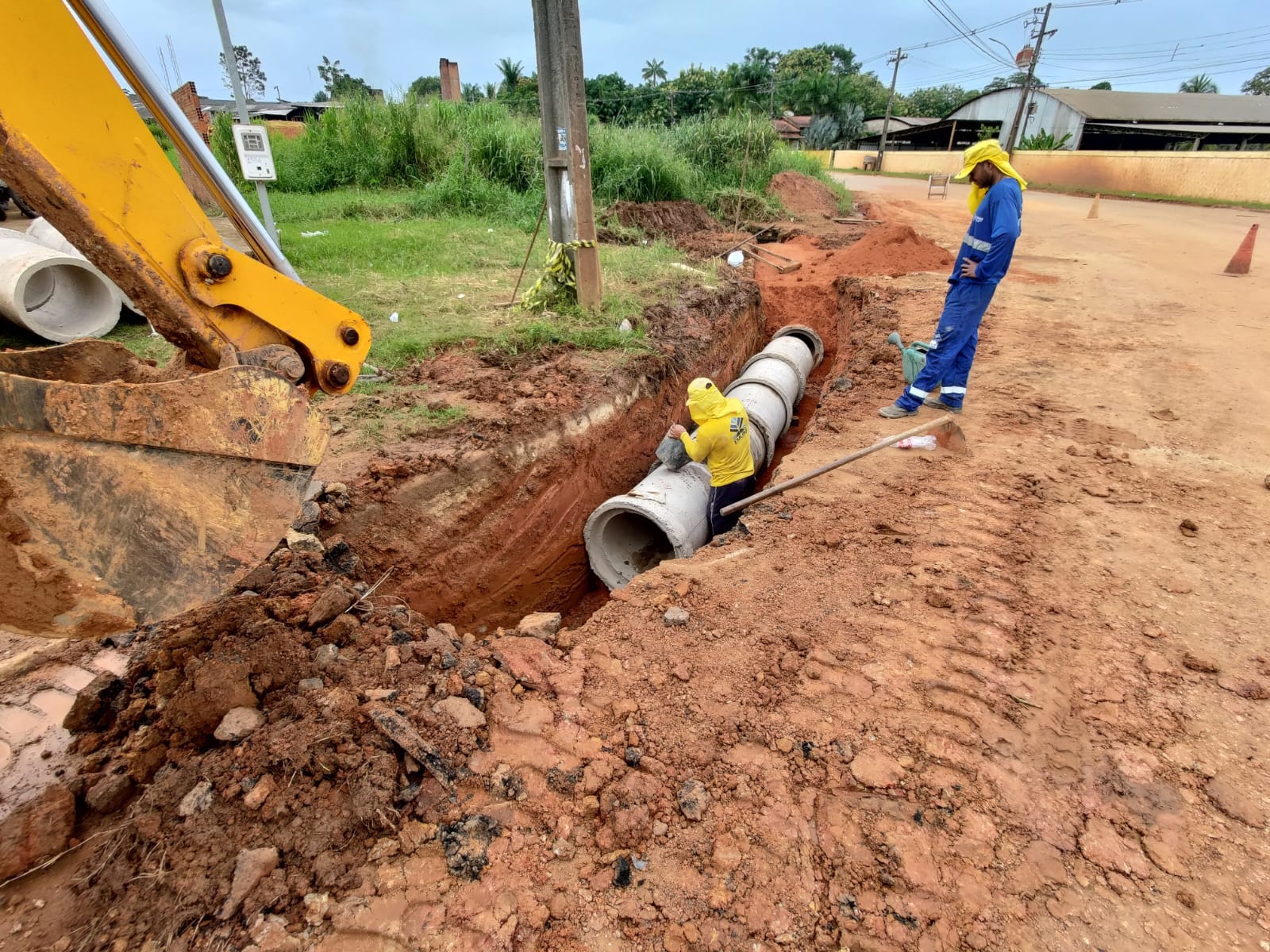 SERVIÇO DE DRENAGEM E REMENDO PROFUNDO DISTRITO INDUSTRIAL