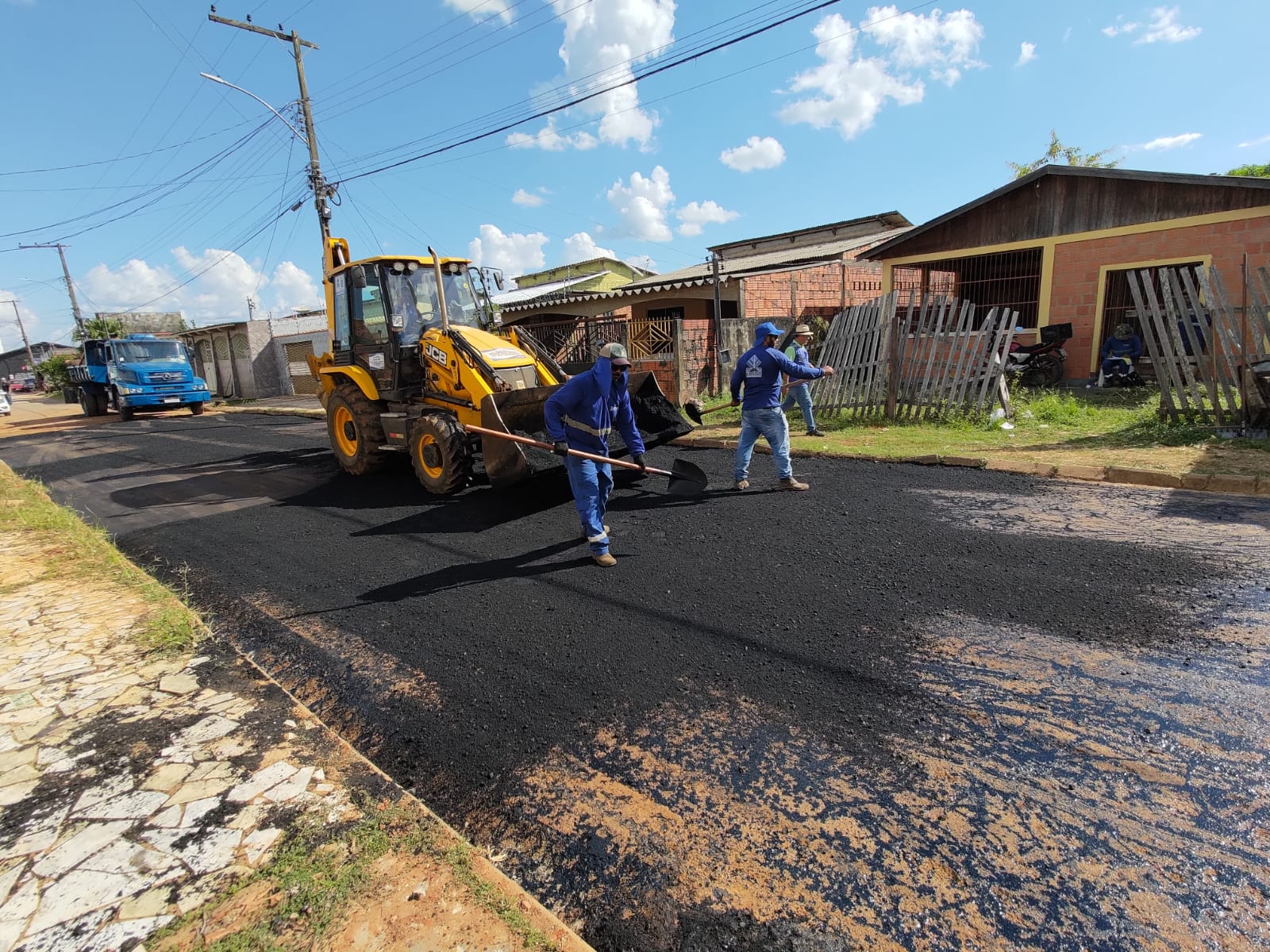 SERVIÇO DE RECAPEAMENTO DA RUA SÃO LUIZ