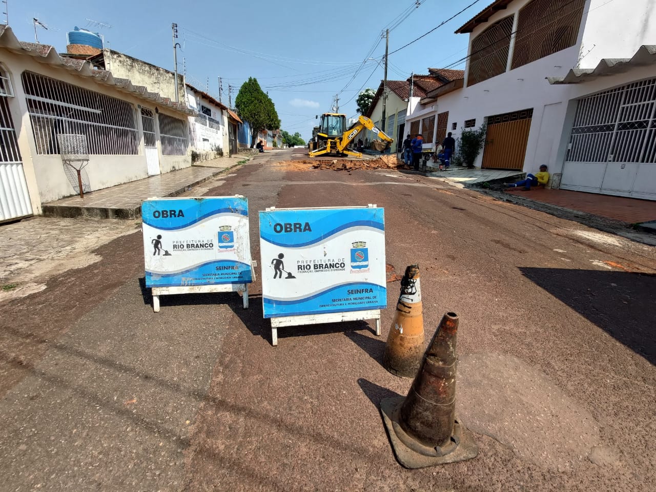 DRENAGEM PROFUNDA NA RUA JOÃO FRANCISCO DA CUNHA